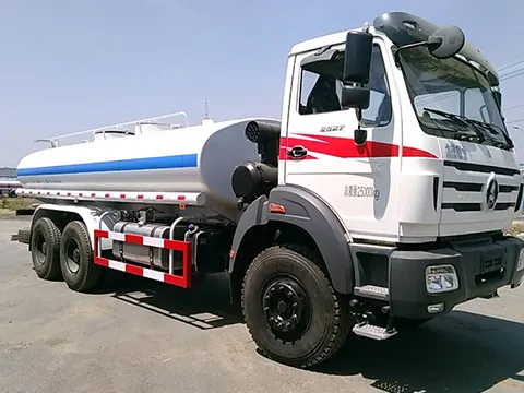 Camión cisterna de agua 6×4