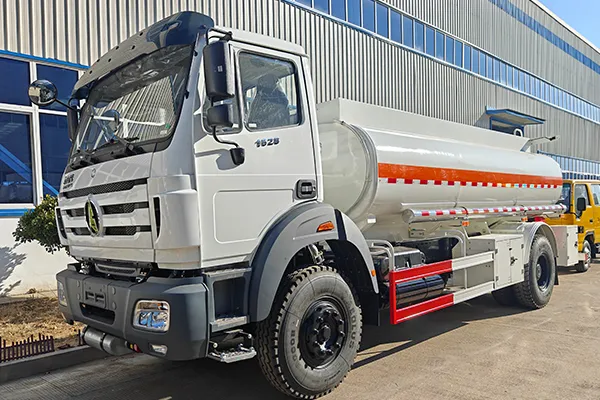 Camión cisterna de combustible 4×2